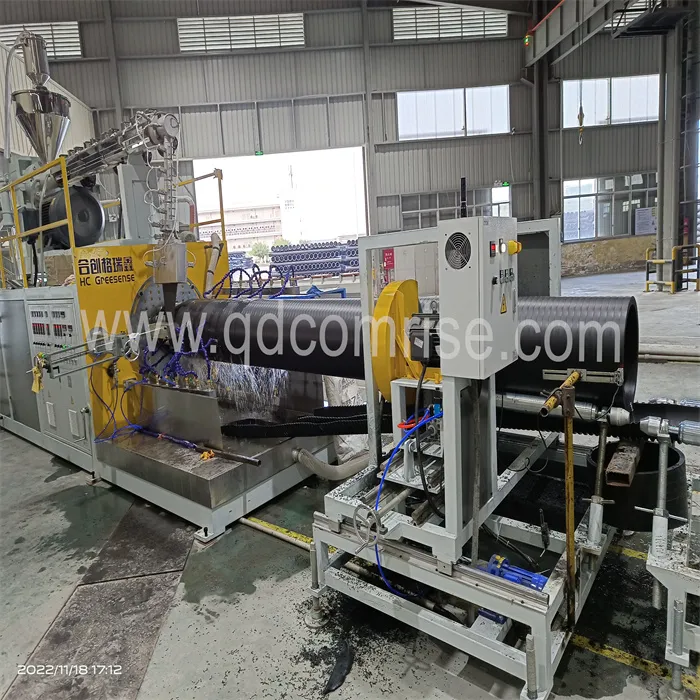 PE Solid Wall Winding Pipe Machine framgångsrikt installerad i Shandong Customer Factory